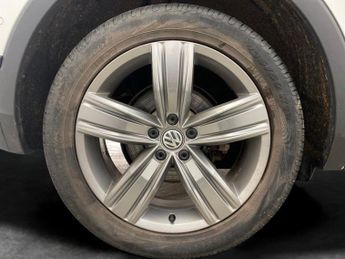 Volkswagen Tiguan 2.0 TDI Match DSG 4Motion (150 ps) - BLUETOOTH - PARK SENSORS