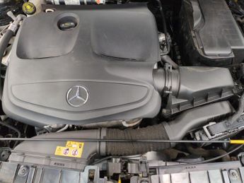 Mercedes-Benz GLA 1.6 GLA200 AMG Line Edition (Plus) 7G-DCT (156 ps) - NAV - ALCAN