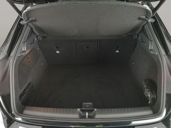 Mercedes-Benz GLA 1.6 GLA200 AMG Line Edition (Plus) 7G-DCT (156 ps) - NAV - ALCAN