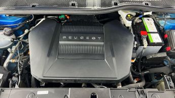 Peugeot E-208 50kWh GT Premium (136 ps) - REVERSE CAM - ALCANTARA - NAV