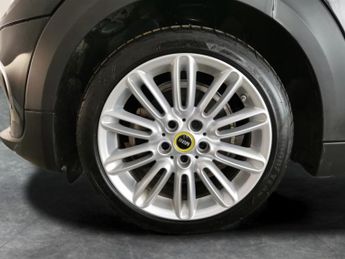 Mini Electric Hatch Cooper SE 32.6kWh Level 2 (184 ps) - CARPLAY - LED - REVERSE CAM