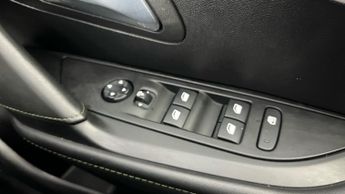 Peugeot E-208 50kWh GT Premium (136 ps) - REVERSE CAM - ALCANTARA - NAV