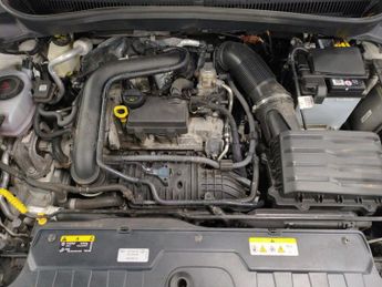 Volkswagen T-cross 1.0 TSI Active DSG (110 ps) - PARK SENSORS - AIR CON - DAB