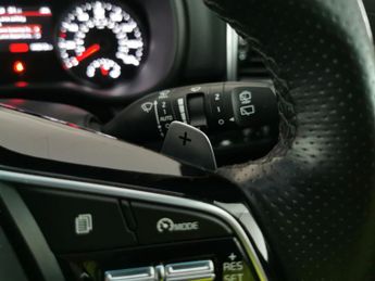 Kia Sportage 1.6 T-GDi GT-Line DCT AWD (174 bhp) - REVERSE CAM - NAV - HEATED