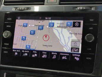 Volkswagen Golf 1.6 TDI SE Nav DSG (115 ps) - NAV - CARPLAY - LED
