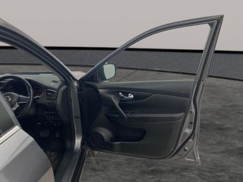 Nissan X-TRAIL 1.3 DIG-T N-Connecta DCT (160 ps) - CRUISE - PARK SENSORS