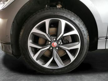 Jaguar I-PACE 400 90kWh HSE 4WD (400 ps) - LED - MERIDIAN AUDIO - REVERSE CAM