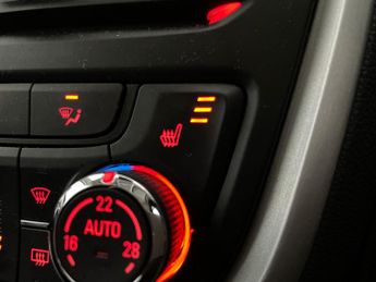 Vauxhall Mokka 1.4i Turbo SE 2WD (140 ps) - BLUETOOTH - CRUISE - PARK SENSORS