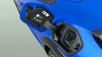 Peugeot E-208 50kWh GT Premium (136 ps) - REVERSE CAM - ALCANTARA - NAV