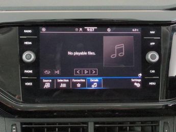 Volkswagen T-cross 1.0 TSI Black Edition DSG (110 ps) - LANE DEPARTURE  - BLUETOOTH