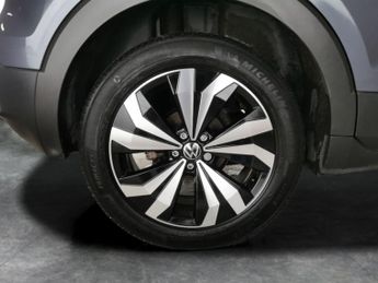 Volkswagen T-cross 1.0 TSI Black Edition DSG (110 ps) - LANE DEPARTURE  - BLUETOOTH