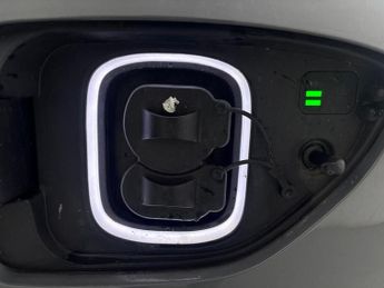 Hyundai Kona 39kWh Premium (10.5kW Charger) (136 ps) - LED - REVERSE CAM - NA