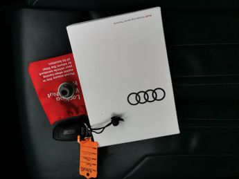 Audi e-tron 50 S line quattro 71.2kWh (313 ps) - KEYLESS ENTRY - LED - REVER