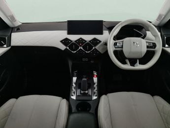 DS Automobiles DS 3 Crossback E-TENSE 50kWh Ultra Prestige Crossback (136 ps) - LED - REVERSE 