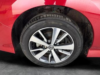 Nissan Leaf 40kWh Acenta (150 ps) - LANE DEPARTURE  - CRUISE - AIR CON