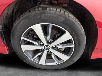 Nissan Leaf 40kWh Acenta (150 ps) - LANE DEPARTURE  - CRUISE - AIR CON