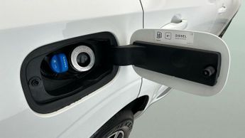 Volvo XC60 2.0 D4 Inscription AWD (190 ps) - DRIVER ELECTRIC SEAT - BLUETOO