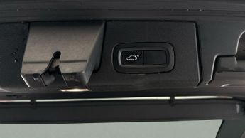 Volvo XC60 2.0 D4 Inscription AWD (190 ps) - DRIVER ELECTRIC SEAT - BLUETOO