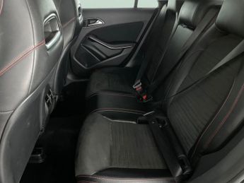 Mercedes-Benz CLA 2.1 CLA220d AMG Line Coupe 7G-DCT (177 ps) - CRUISE - DRIVING MO