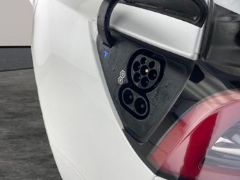 Tesla Model 3 (Dual Motor) Long Range 4WDE (346 ps) - ACTIVE LANE ASSIST - KEY