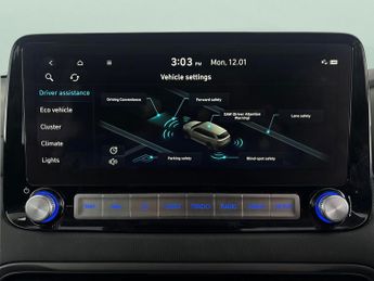 Hyundai Kona 39kWh Premium (10.5kW Charger) (136 ps) - LED - REVERSE CAM - NA