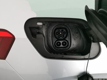 Volkswagen ID.3 Pro Performance 58kWh Life (204 ps) - PARK SENSORS - DAB - PRIVA