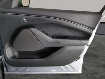 Ford Mustang Mach-e Standard Range 70kWh Automatic (269 ps) - KEYLESS ENTRY - LED - 