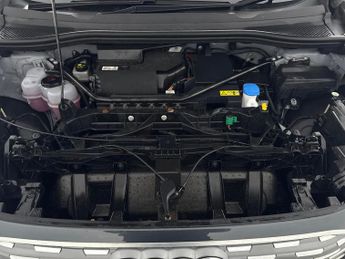 Audi Q4 E-tron 35 S line 55kWh (170 ps) - CARPLAY - HEATED SEATS - LANE DEPARTU