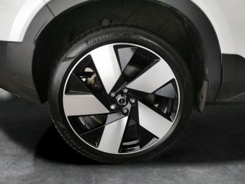 Volvo C40 Recharge 69kWh Ultimate (231 ps) - HK AUDIO - CARPLAY - SURROUND