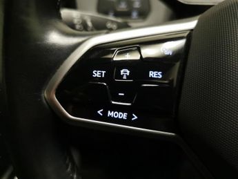 Volkswagen ID.3 Pro 58kWh Life (145 ps) - BLUETOOTH - PARK SENSORS - DAB