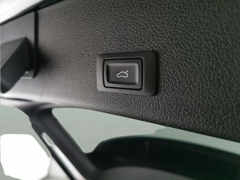 Audi e-tron 50 S line quattro 71.2kWh (313 ps) - KEYLESS ENTRY - LED - REVER