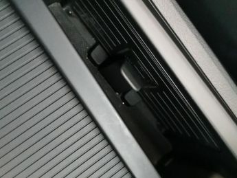 Audi e-tron 50 S line quattro 71.2kWh (313 ps) - KEYLESS ENTRY - LED - REVER