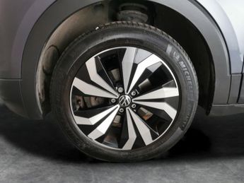 Volkswagen T-cross 1.0 TSI Black Edition DSG (110 ps) - LANE DEPARTURE  - BLUETOOTH