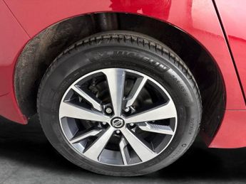 Nissan Leaf 40kWh Acenta (150 ps) - LANE DEPARTURE  - CRUISE - AIR CON