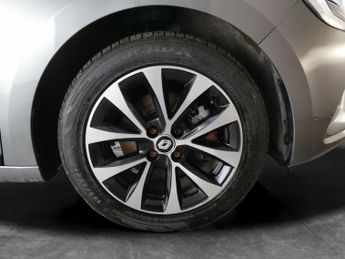 Renault Clio 1.6 E-TECH Evolution (145 ps) - CRUISE - SPEED LIMIT RECOG - DRI