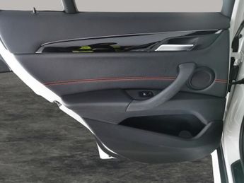 BMW X1 1.5 25e 10kWh Sport Plug-in xDrive (220 ps) - PERFORMANCE CONTRO