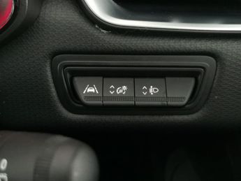 Renault Clio 1.6 E-TECH Evolution (145 ps) - CRUISE - SPEED LIMIT RECOG - DRI