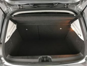 Renault Clio 1.6 E-TECH Evolution (145 ps) - CRUISE - SPEED LIMIT RECOG - DRI