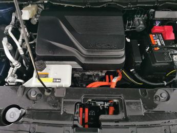Nissan Leaf 39kWh Tekna (150 ps) - 360 CAM - LED - REVERSE CAM
