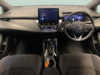 Toyota Corolla 1.8 VVT-h Icon Touring Sports CVT (140 ps) - NAV - HEATED SEATS