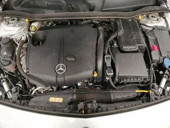 Mercedes-Benz A Class 2.1 A200d AMG Line (Premium) 7G-DCT (136 ps) - NAV - COMFORT PAC