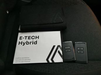 Renault Clio 1.6 E-TECH Evolution (145 ps) - CRUISE - SPEED LIMIT RECOG - DRI