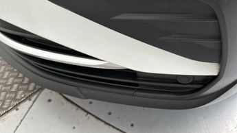 Volkswagen Tiguan 1.4 TSI 13kWh Life Plug-in DSG (245 ps) - SD CARD MEDIA INPUT