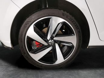 Volkswagen Polo 2.0 TSI GTI DSG (207 ps) - BLUETOOTH - ADAPTIVE CHASSIS CONTROL 
