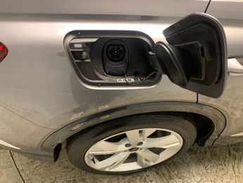 Audi Q4 E-tron 40 S line Sportback 82kWh (204 ps) - BLUETOOTH - CRUISE - DRIVIN