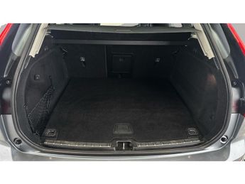 Volvo XC60 2.0h T6 Recharge 11.6kWh Inscription Expression Plug-in AWD (340