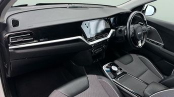 Kia Niro 39kWh 2 (134 bhp) - CRUISE - PADDLE SHIFT - 17IN ALLOYS