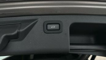 Land Rover Discovery Sport 1.5 P300e 12.2kWh Urban Edition Plug-in 4WD (309 ps) - LANE DEPA