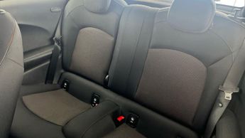 Mini Hatch 1.5 Cooper Classic Steptronic (136 ps) - SPLIT FOLDING REAR SEAT