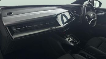 Audi Q4 E-tron 40 S line 82kWh (204 ps) - DRIVING MODES - SPEED LIMIT RECOG - A
